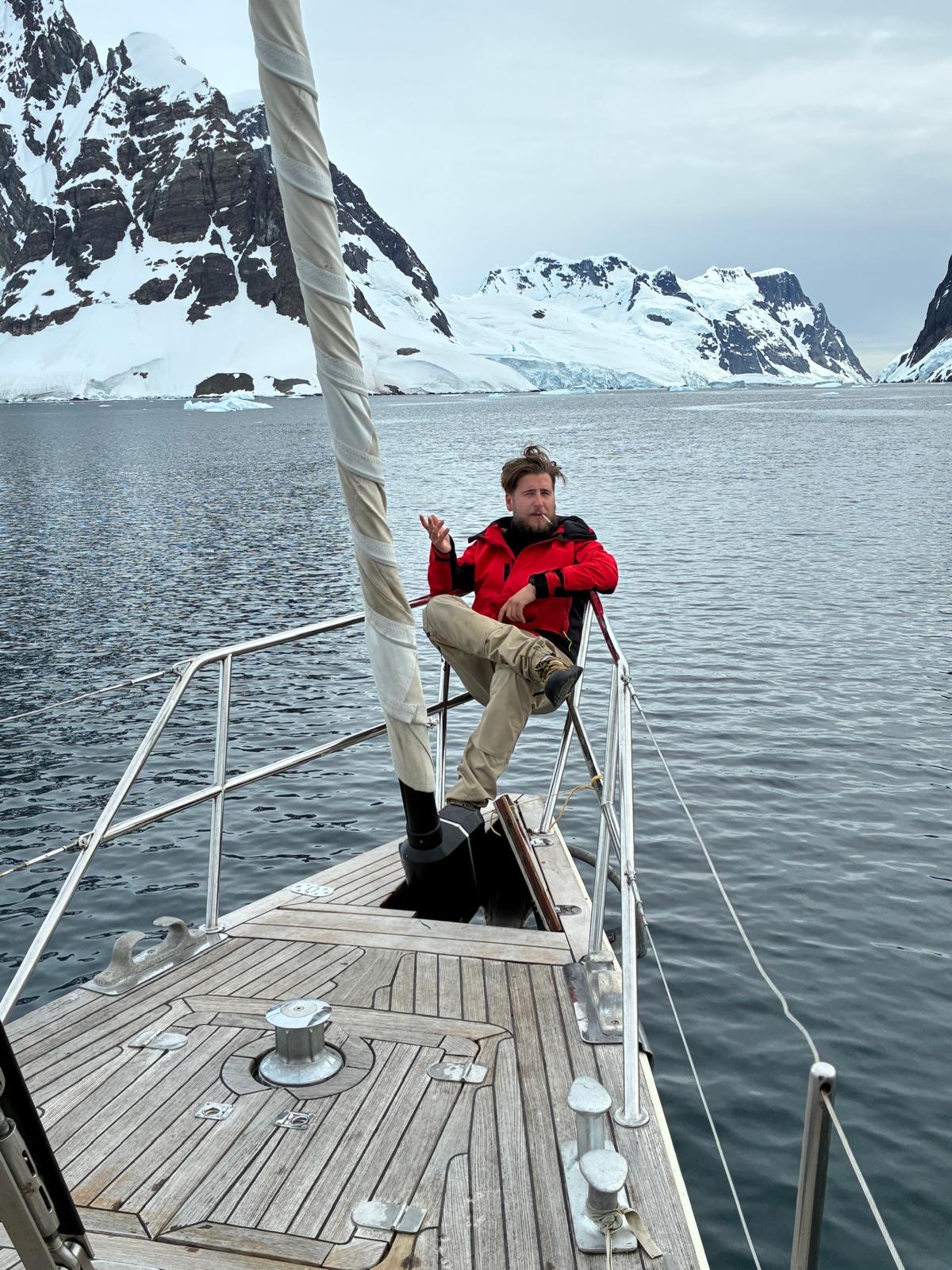 e164fbb0-8add-4ab1-be21-77c67d3b175f